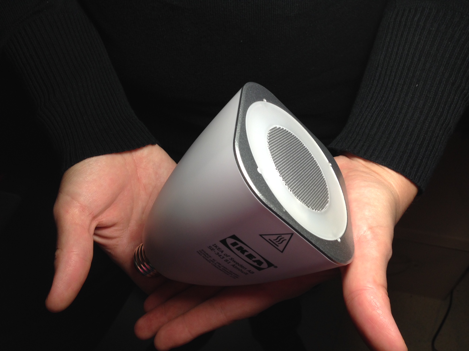 Andrarum, l'ampoule qui fait de la musique Back to the GEEK