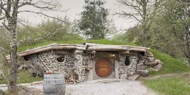 domaine-de-la-pierre-ronde-hobbit-image-seigneur-des-anneaux