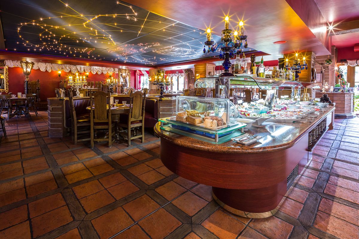 Buffet Restaurant Hotel Des Pirates Buffet Restaurant Hotel Des Pirates