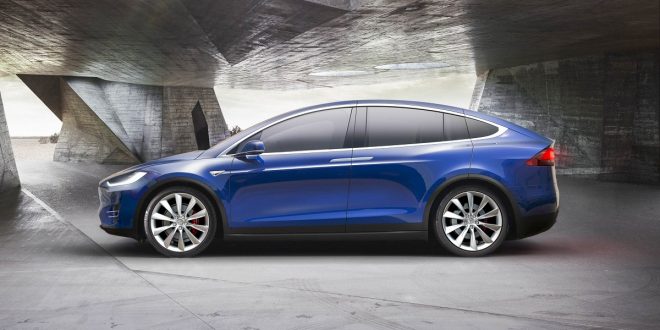 Tesla-Model-X-Voiture-Electrique-Front