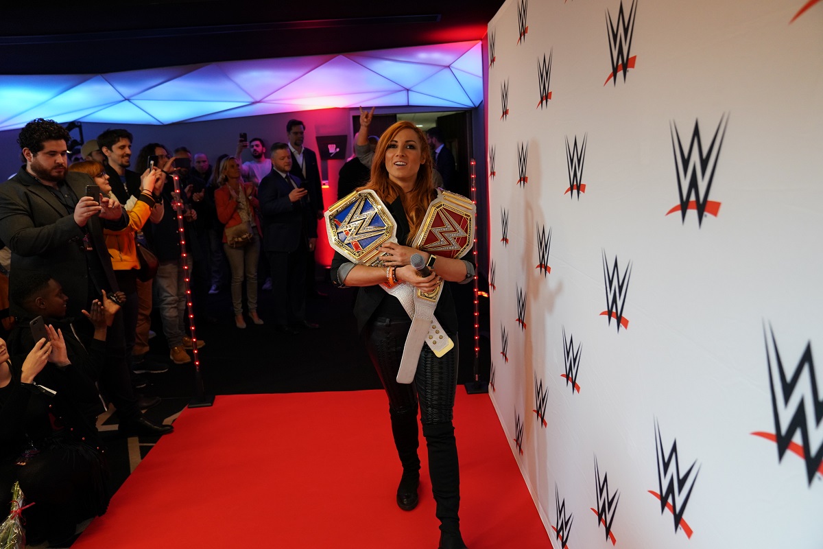 WWE-Live-Event-Paris-Accor-Hotels-Arena-Red-Carpet01