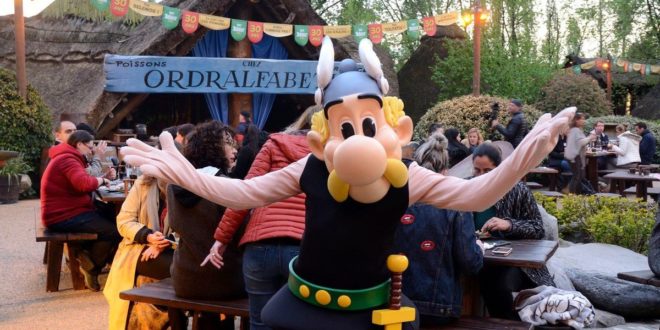 parc-asterix-banquet-gaulois-anniversaire-animation-video-30ans