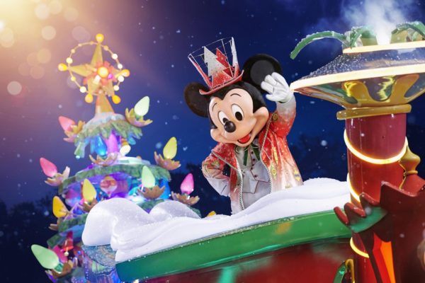 disneyland-paris-celebration-noel-xmas-christmas-dlp-parade-mickey-minnie-princesse-3