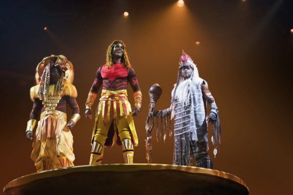 le-roi-lion-et-les-ryhtmes-de-la-terre-disneyland-paris-show-spectacle-3