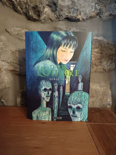 dans-l-ombre-junji-ito-mangetsu-recueil-manga-horreur-fantastique-avis-review-chronique-1
