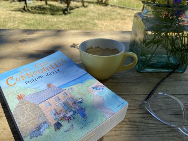 un-ete-au-cafe-des-cornouailles-philippa-ashely-bragelonne-hauteville-milady-avis-chronique-review-roman-feel-good-2