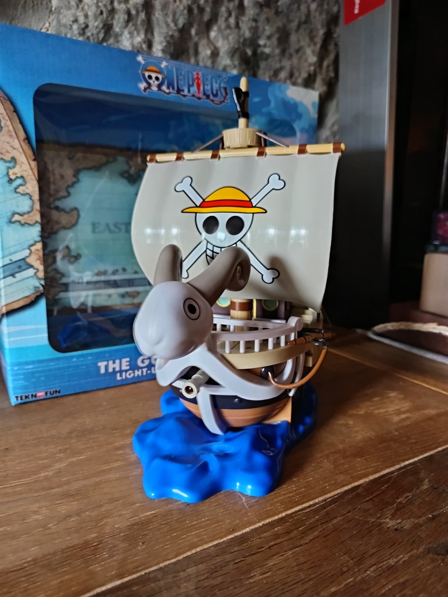 Présentation - Teknofun Lampe One Piece Wanted Luffy