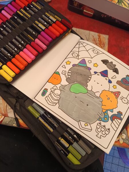 petits-bonheur-spooky-coloriage-avis-review-chronique-404-editions-3