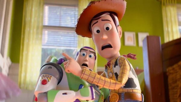 toy-story-5-buzz-woody-film-animation-pixar-disney-avis-review-1