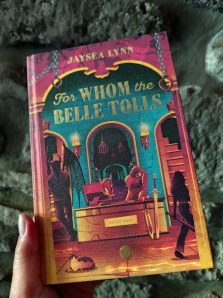 for-whom-the-belle-tolls-label-calix-broche-beau-livre-fantasy-avis-review-1