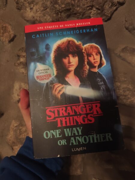 stranger-things-one-way-or-another-enquete-nancy-wheeler-lumen-edition-avis-review-1